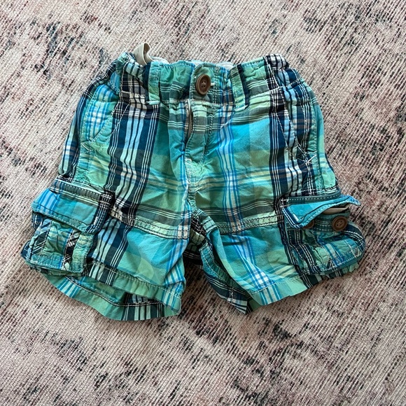 GAP Other - GAP Blue and Green Plaid Cargo Shorts 12-18 months